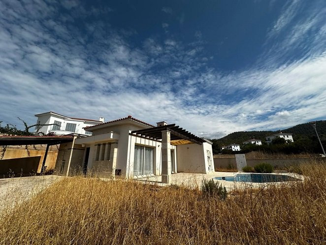 Image No.28-3 Bed Villa for sale