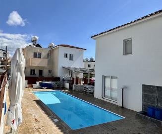 2-BED-SEMI-DETACHED-HOUSE-LOCATED-IN-UNIVERSAL-AREA-PAPHOS-CYPRUS--3423--4-
