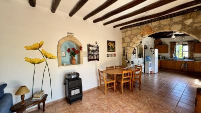 2-BED-STONEHOUSE-FOR-SALE-IN-GIOLOU-PAPHOS-CYPRUS--5-