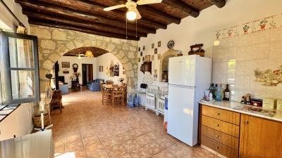 2-BED-STONEHOUSE-FOR-SALE-IN-GIOLOU-PAPHOS-CYPRUS--7-