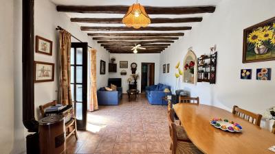 2-BED-STONEHOUSE-FOR-SALE-IN-GIOLOU-PAPHOS-CYPRUS--12-