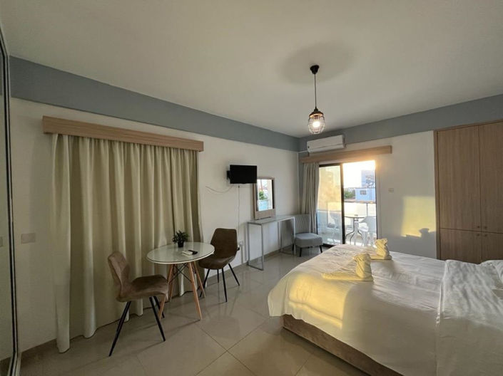 Image No.3-Propriété de 16 chambres à vendre à Tombs of the Kings