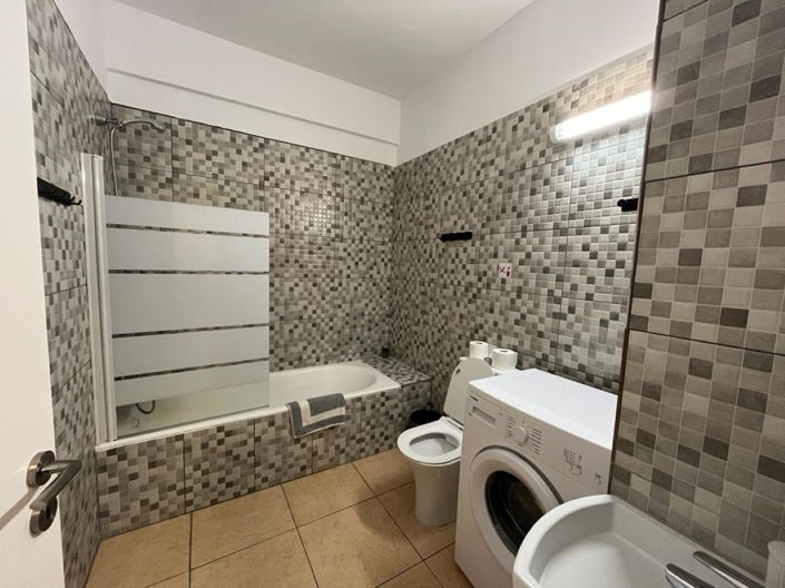 Image No.4-Propriété de 16 chambres à vendre à Tombs of the Kings