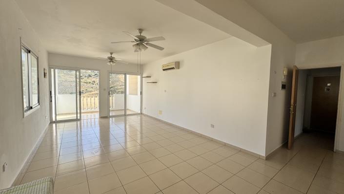 Image No.5-Appartement de 2 chambres à vendre à Peyia