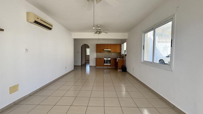 Image No.4-Appartement de 2 chambres à vendre à Peyia