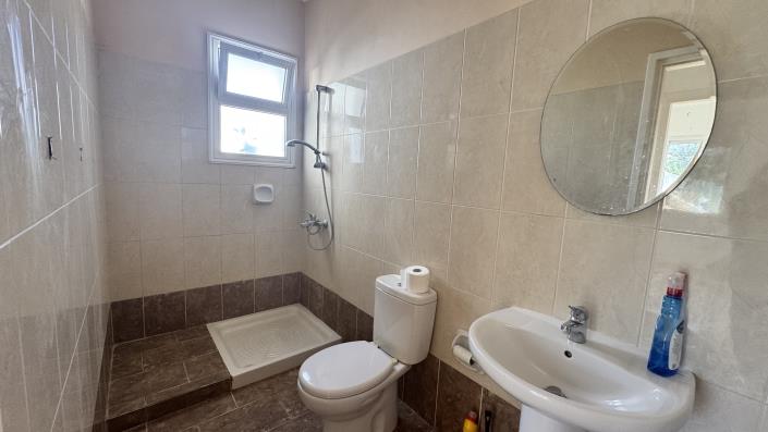 Image No.21-Appartement de 2 chambres à vendre à Peyia