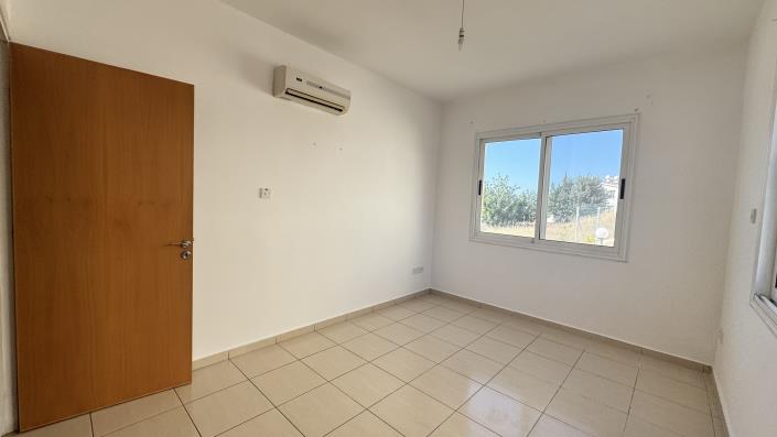 Image No.19-Appartement de 2 chambres à vendre à Peyia