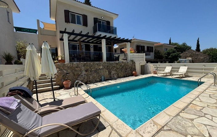 Image No.1-3 Bed House for sale