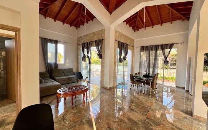 Image No.3-Bungalow de 3 chambres à vendre à Sea Caves