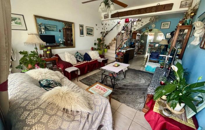 Image No.5-2 Bed Townhouse for sale