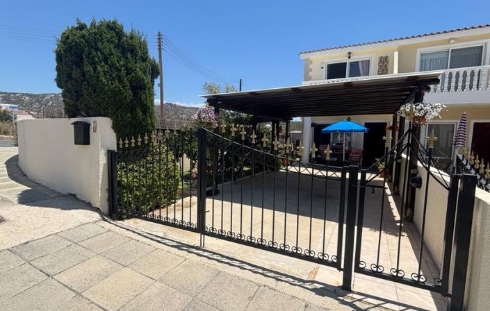 Image No.18-2 Bed Townhouse for sale