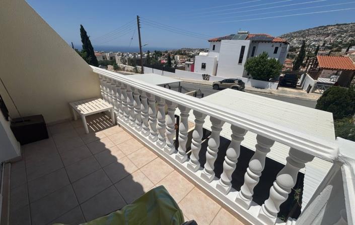 Image No.22-2 Bed Townhouse for sale