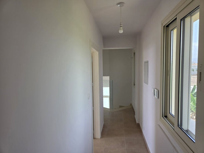 Image No.22-3 Bed Villa for sale