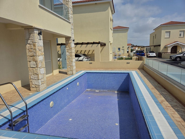 Image No.23-3 Bed Villa for sale