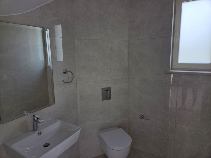 Image No.8-3 Bed Villa for sale