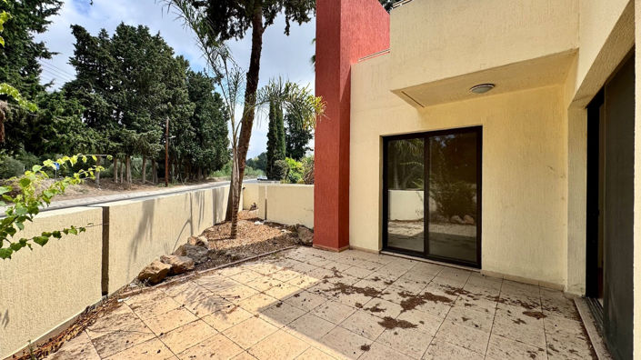 Image No.12-3 Bed Townhouse for sale