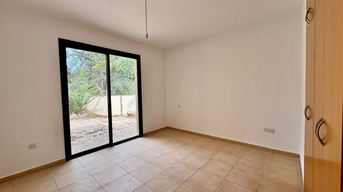 Image No.13-3 Bed Townhouse for sale