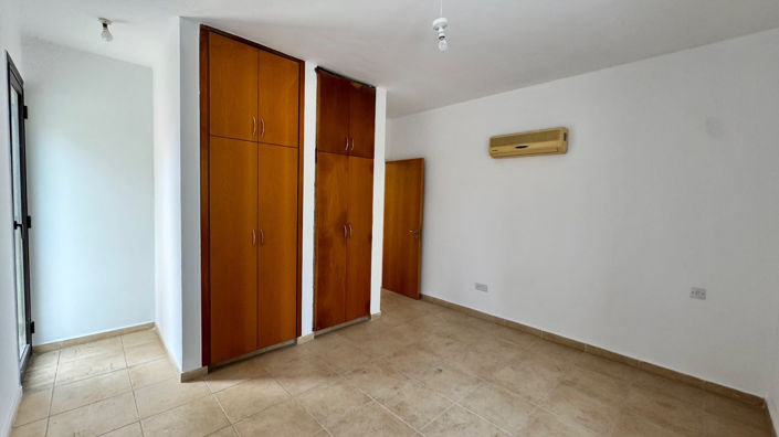 Image No.27-3 Bed Townhouse for sale