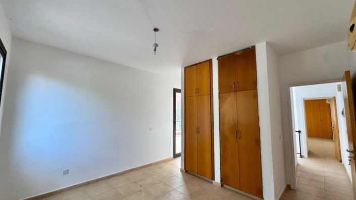 Image No.28-3 Bed Townhouse for sale