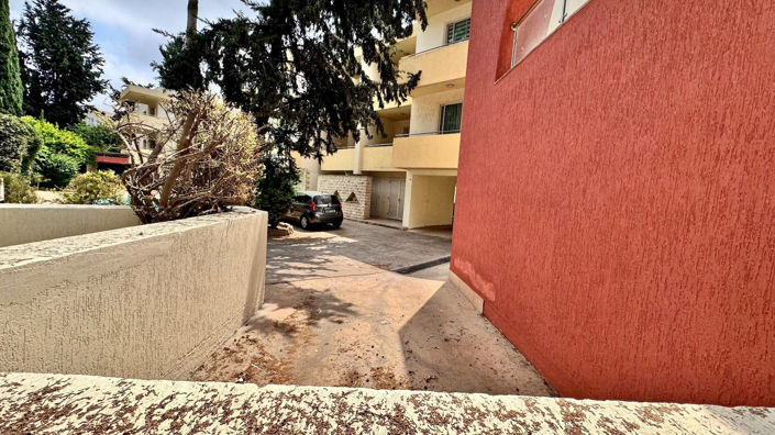 Image No.30-3 Bed Townhouse for sale