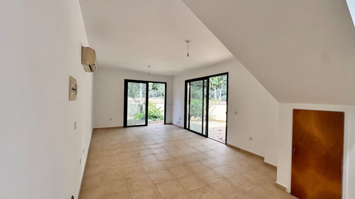 Image No.7-3 Bed Townhouse for sale