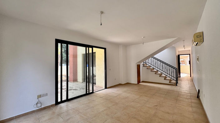 Image No.9-3 Bed Townhouse for sale