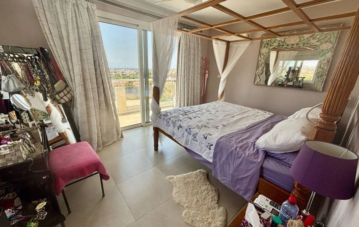 Image No.12-4 Bed Villa for sale