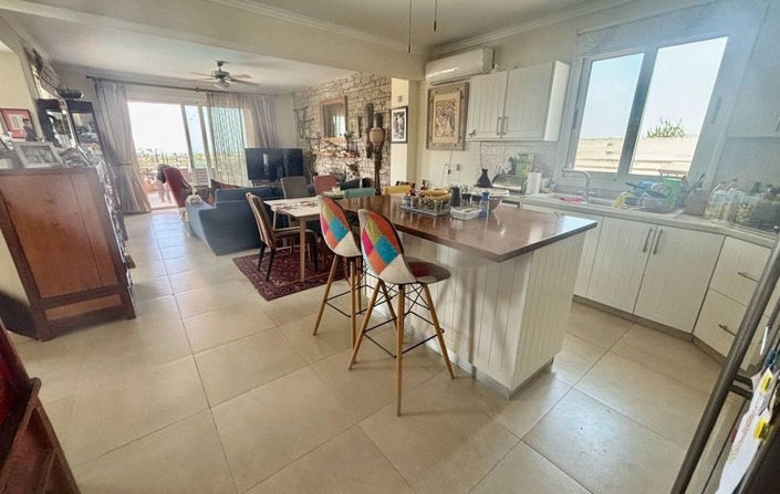 Image No.2-4 Bed Villa for sale