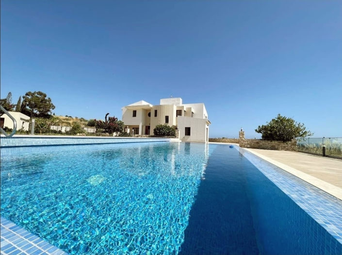 Image No.1-Villa de 4 chambres à vendre à Kouklia