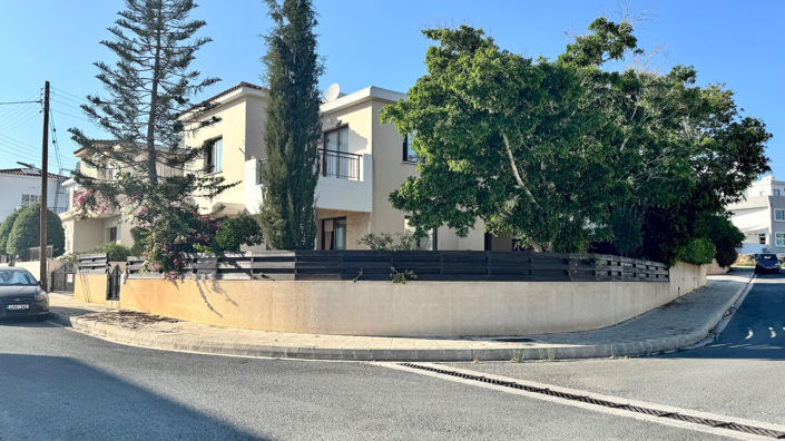 Image No.1-4 Bed Villa for sale
