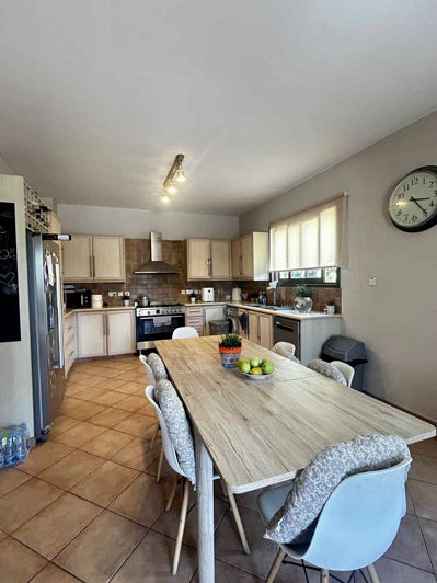 Image No.2-4 Bed Villa for sale