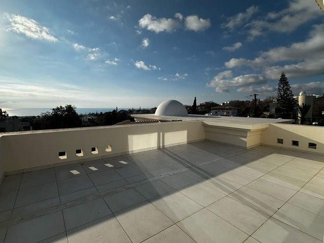 Image No.20-4 Bed Apartment for sale