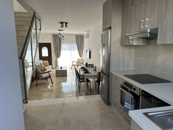 Image No.3-2 Bed Townhouse for sale