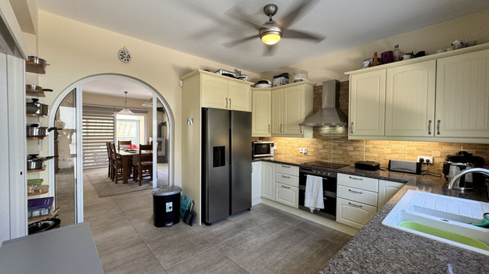 Image No.4-3 Bed Villa for sale