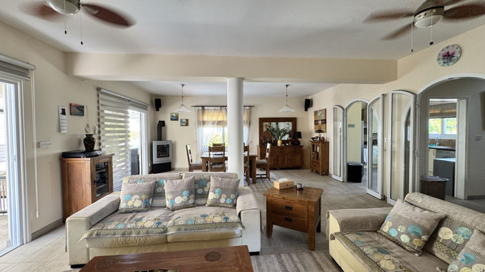 Image No.8-3 Bed Villa for sale