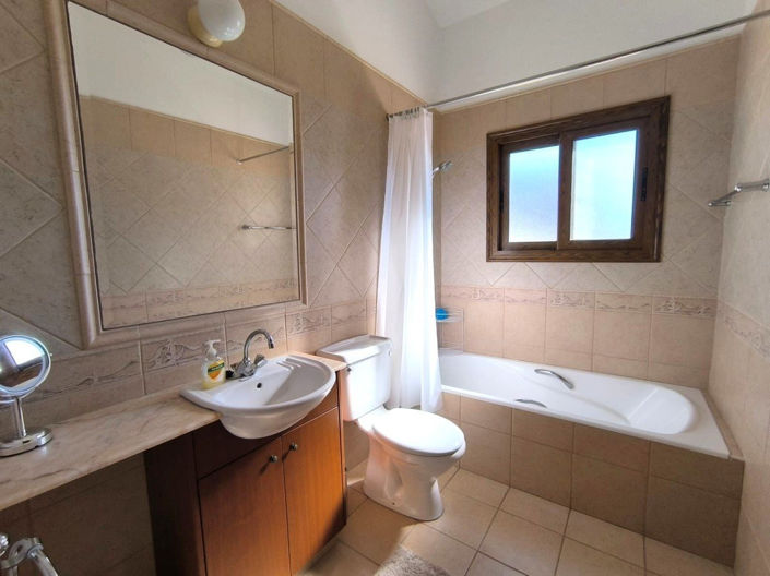 Image No.18-4 Bed Villa for sale