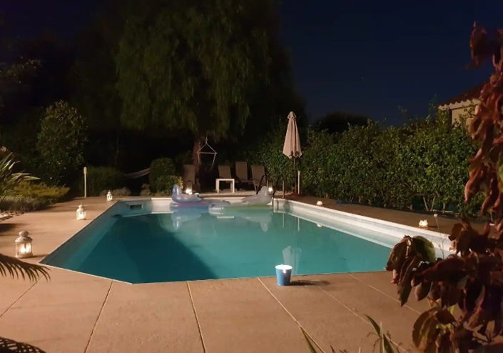 Image No.1-3 Bed Villa for sale