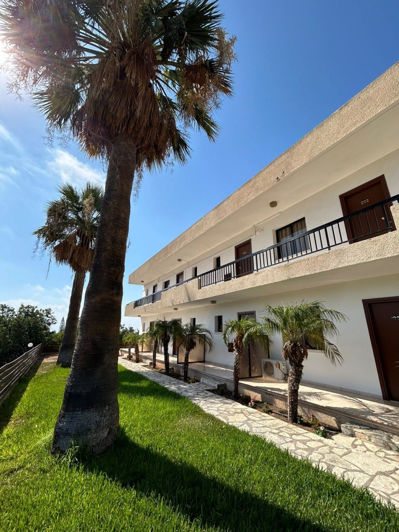 Image No.11-Un hôtel à vendre à Kissonerga