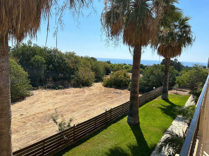 Image No.12-Un hôtel à vendre à Kissonerga