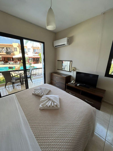 Image No.20-Un hôtel à vendre à Kissonerga