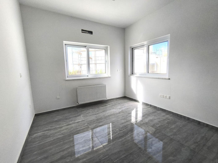 Image No.17-4 Bed Villa for sale