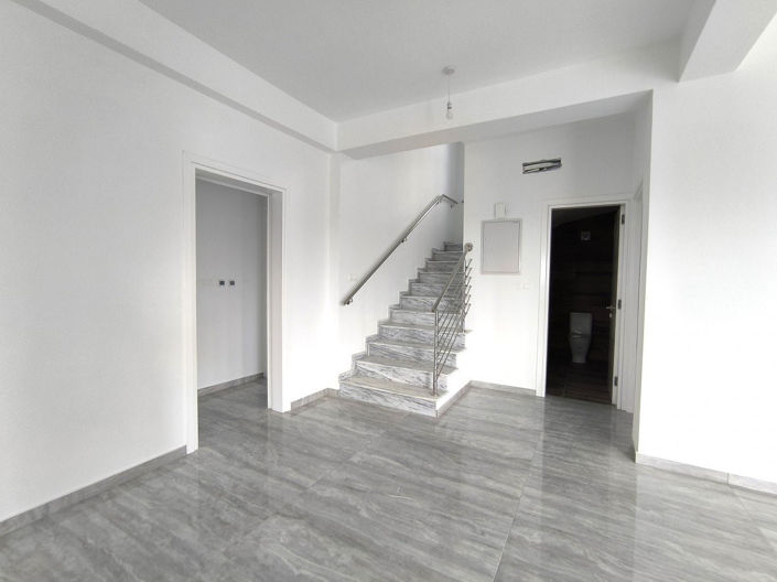 Image No.9-4 Bed Villa for sale