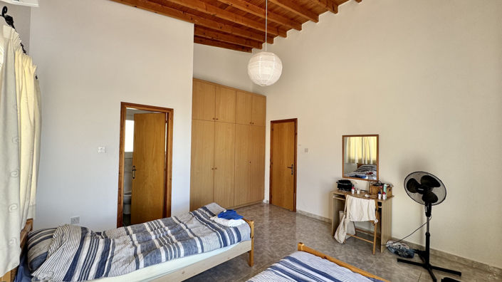 Image No.12-2 Bed Bungalow for sale