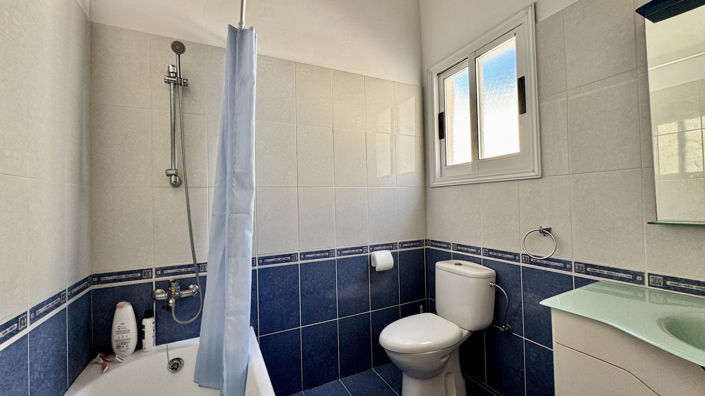 Image No.18-2 Bed Bungalow for sale