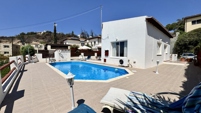 Image No.19-2 Bed Bungalow for sale