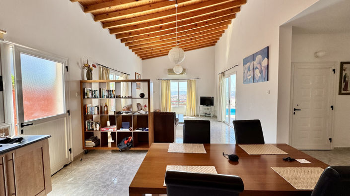 Image No.4-2 Bed Bungalow for sale