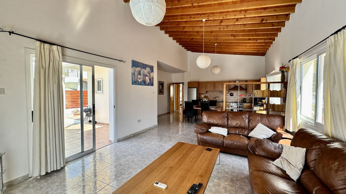 Image No.7-2 Bed Bungalow for sale