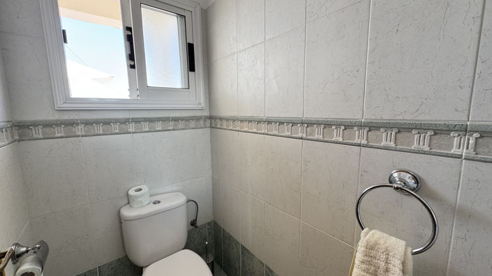 Image No.8-2 Bed Bungalow for sale