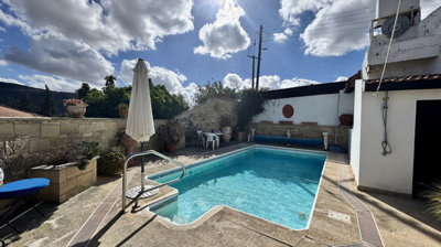 Villa de 3 chambres à vendre à Limassol