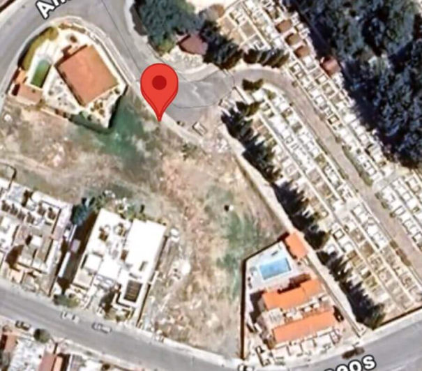 Image No.1-Terrain à vendre à Chlorakas